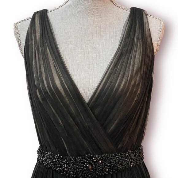 BADGLEY MISCHKA Black Pleated Tulle Chiffon Formal Gown - Picture 2 of 16